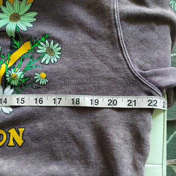 Vintage Look/" Distressed Look" MTV Hoodie - Picture 11 of 12